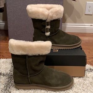 UGG Koolaburra, Dark Green Sherling boots.
